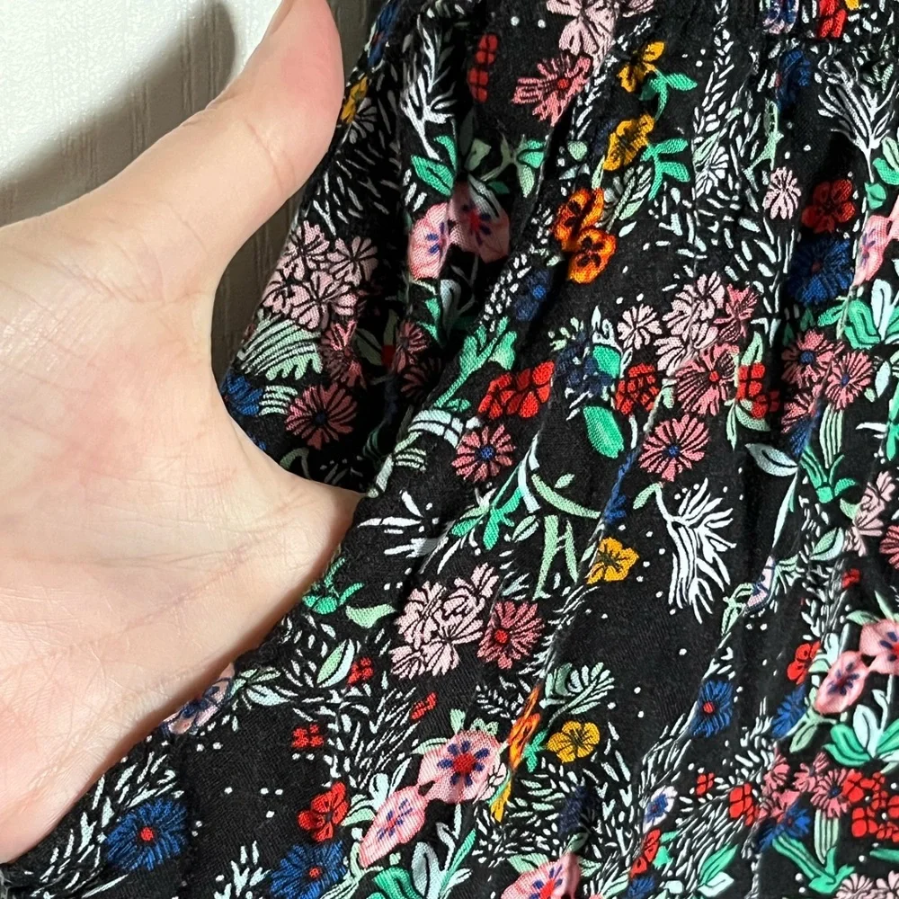 💫2/$20 H&M Divided floral romper size 4 - Picture 3 of 11